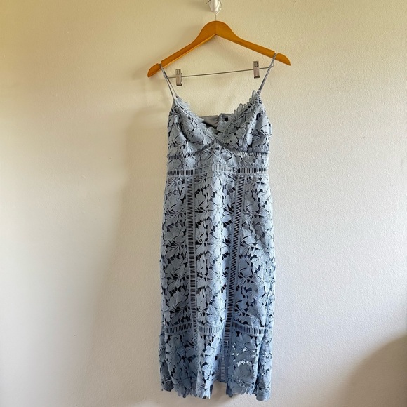 Bardot Dusty Blue Botanical Lace Midi Dress size Small - Picture 3 of 14